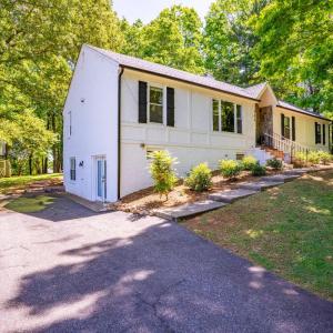 Photo #2 of 704 Lake Vista Drive, Forest, VA 0.6 acres