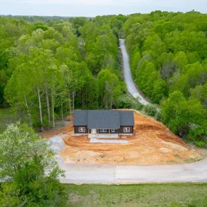 Photo #7 of 45 Twin Lake Dr, Bedford, VA 1.0 acres