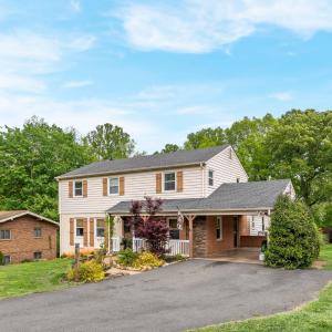 Photo #4 of 612 Burton Creek, Lynchburg, VA 1.0 acres