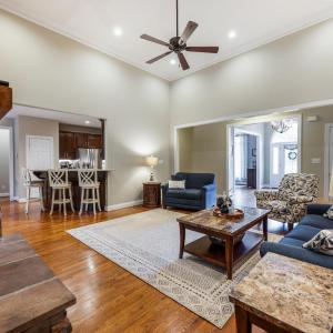 Photo #18 of 1119 Thomas Randolph Place, Lynchburg, VA 1.6 acres