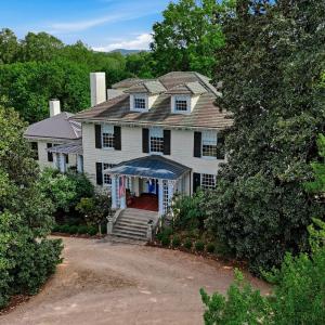 Photo #2 of 1304 Langhorne Road, Lynchburg, VA 3.4 acres