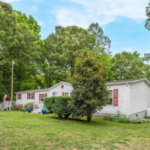 Photo #2 of 142 Micklem Ln, Shipman, VA 5.0 acres