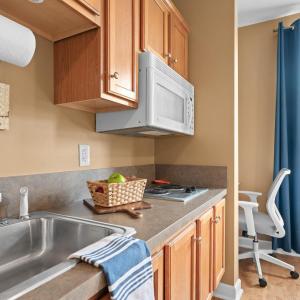 Photo #9 of 1273 Graves Harbor Trail, Huddleston, VA