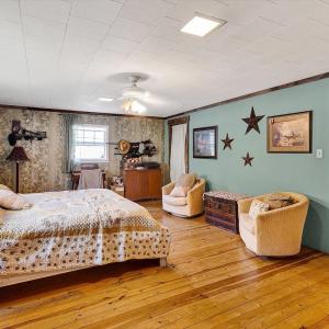 Photo #17 of 5215 Kanawha Trail, Covington, VA 11.3 acres