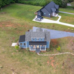 Photo #4 of 1589 Clearview Road, Bedford, VA 0.8 acres
