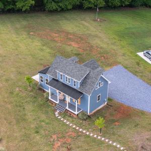 Photo #5 of 1589 Clearview Road, Bedford, VA 0.8 acres
