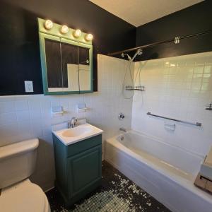 Photo #16 of 1540 Oakwood Street, Bedford, VA 0.6 acres