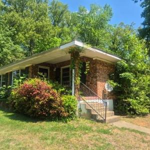 Photo #2 of 1004 Lakeview Drive, Lynchburg, VA 0.4 acres