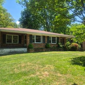 Photo #1 of 1004 Lakeview Drive, Lynchburg, VA 0.4 acres