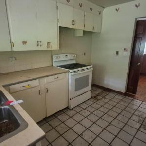 Photo #15 of 1004 Lakeview Drive, Lynchburg, VA 0.4 acres