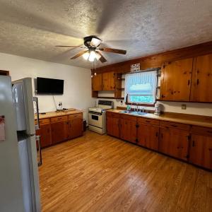 Photo #5 of 269 Thomas Road, Madison Heights, VA 1.9 acres