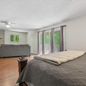 Photo #32 of 211 Oakcroft Dr, Madison Heights, VA 5.3 acres