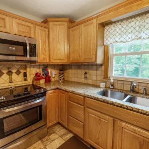 Photo #10 of 1025 Morey Place, Lynchburg, VA 0.5 acres