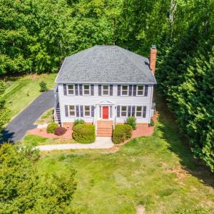 Photo #4 of 103 Winding Cedar Way, Lynchburg, VA 0.8 acres