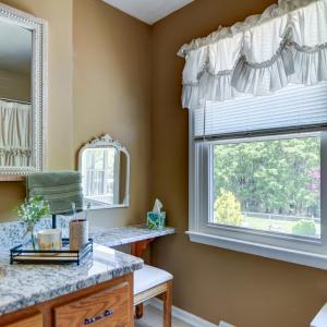 Bathroom mainlevel