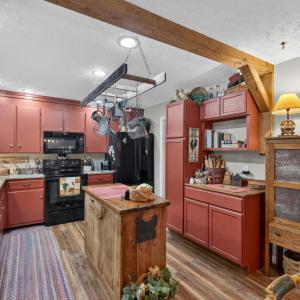 Photo #11 of 132 Windsor Lane, Lynchburg, VA 0.5 acres