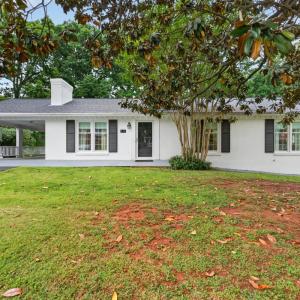 Photo #1 of 132 Windsor Lane, Lynchburg, VA 0.5 acres