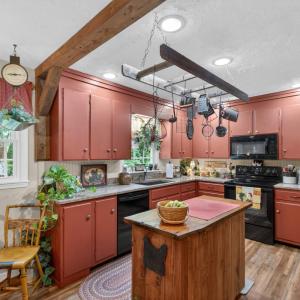 Photo #12 of 132 Windsor Lane, Lynchburg, VA 0.5 acres