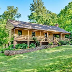 Photo #1 of 301 Brookfield Road, Lynchburg, VA 1.2 acres