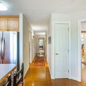 Photo #17 of 3563 Round Hill Road, Lynchburg, VA 0.6 acres
