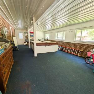 Below Grade - Sunroom