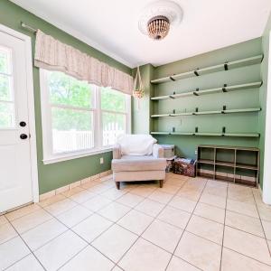 Breakfast nook area attached to the kitchen