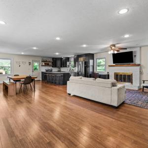 Photo #7 of 1324 Founding Way Road, Bedford, VA 1.9 acres