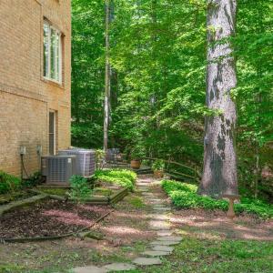 Photo #59 of 3108 Downing Drive, Lynchburg, VA 1.3 acres