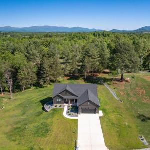 Photo #4 of 1837 Wingfield Drive, Goode, VA 1.0 acres