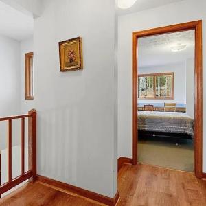 Photo #28 of 20 Red Cedar Ct, Wintergreen, VA 0.5 acres