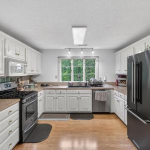 Photo #2 of 111 Oaklawn Terrace, Gretna, VA 5.2 acres
