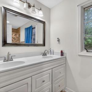 Photo #33 of 111 Oaklawn Terrace, Gretna, VA 5.2 acres