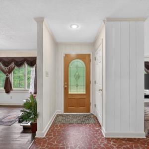 Photo #5 of 111 Oaklawn Terrace, Gretna, VA 5.2 acres