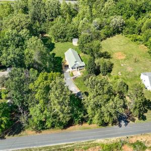 Photo #82 of 433 Stratford Road, Concord, VA 0.9 acres