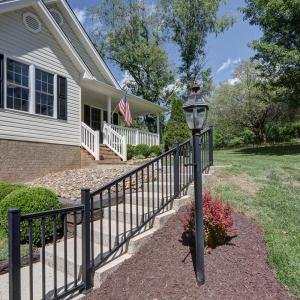 Photo #4 of 433 Stratford Road, Concord, VA 0.9 acres