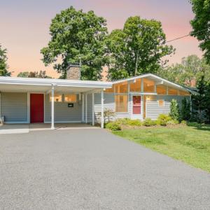 Photo #2 of 523 Elmwood Avenue, Lynchburg, VA 0.3 acres