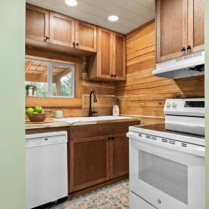Photo #11 of 3801 Otter Hill Road, Bedford, VA 1.8 acres