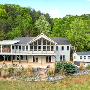 Photo #1 of 209 Leesville Lake ct, Pittsville, VA 5.4 acres