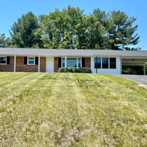 Photo #6 of 1018 Woodhaven Drive, Bedford, VA 0.5 acres