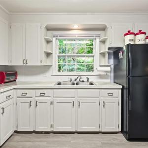 Photo #18 of 2044 Indian Hill Road, Lynchburg, VA 0.6 acres