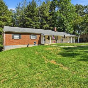 Photo #44 of 2044 Indian Hill Road, Lynchburg, VA 0.6 acres