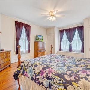 Photo #34 of 2106 Rivermont Avenue, Lynchburg, VA 0.7 acres