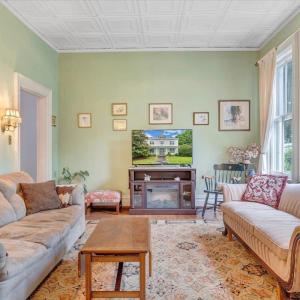 Photo #11 of 2106 Rivermont Avenue, Lynchburg, VA 0.7 acres