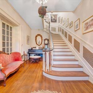 Photo #3 of 2106 Rivermont Avenue, Lynchburg, VA 0.7 acres