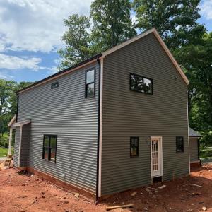 Photo #3 of 1033 Ivy Woods Drive, Forest, VA 0.5 acres