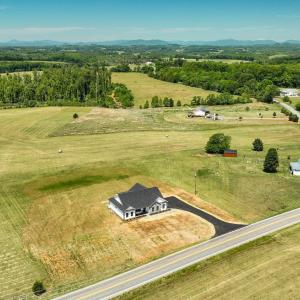 Photo #5 of 8607 Virginia Byway, Bedford, VA 1.5 acres