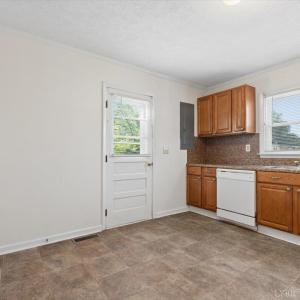Photo #13 of 8868 Rockford School Rd, Gretna, VA 0.8 acres