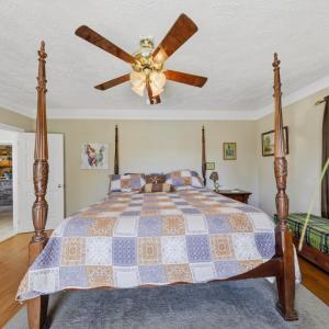 Photo #31 of 809 Plantation Road, Amherst, VA 45.6 acres