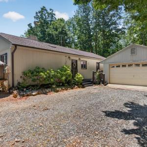 Photo #1 of 3088 Oxford Furnace Road, Lynchburg, VA 3.9 acres