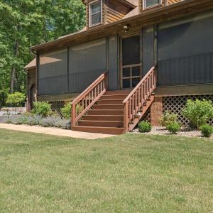 Screened front porch